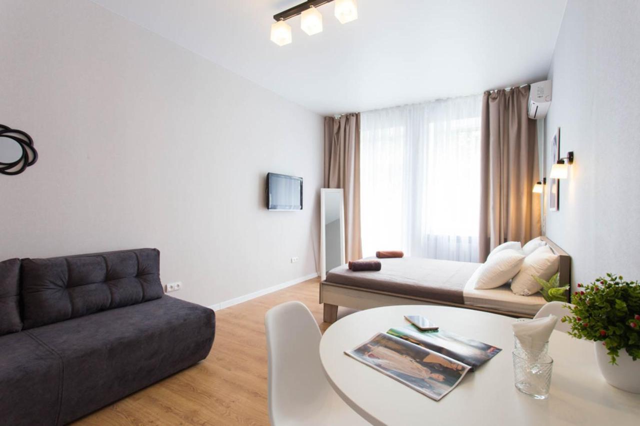 Modern Studio Beside Metro Yaroslava Mudroho, Universytet - Chernyshevska Str 95-7 Jarkov Exterior foto