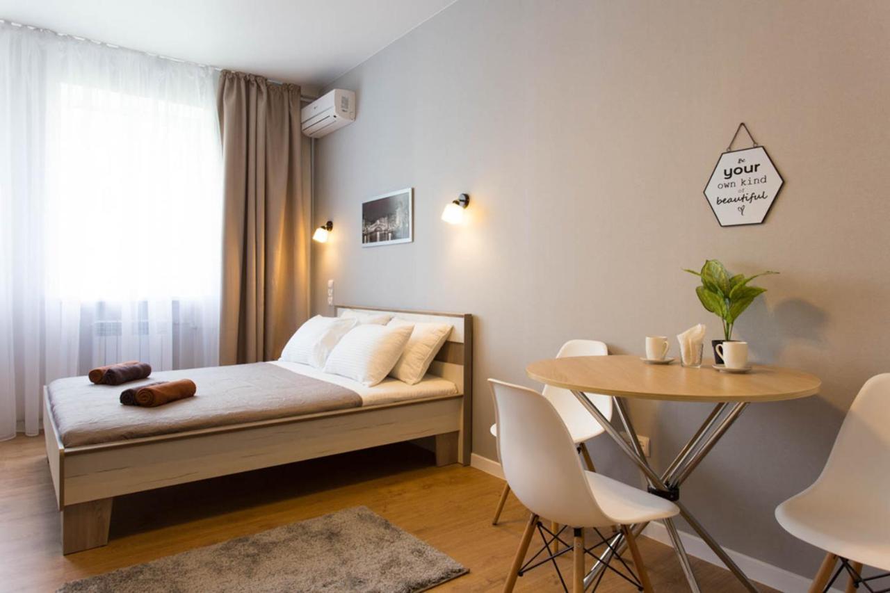 Modern Studio Beside Metro Yaroslava Mudroho, Universytet - Chernyshevska Str 95-7 Jarkov Exterior foto