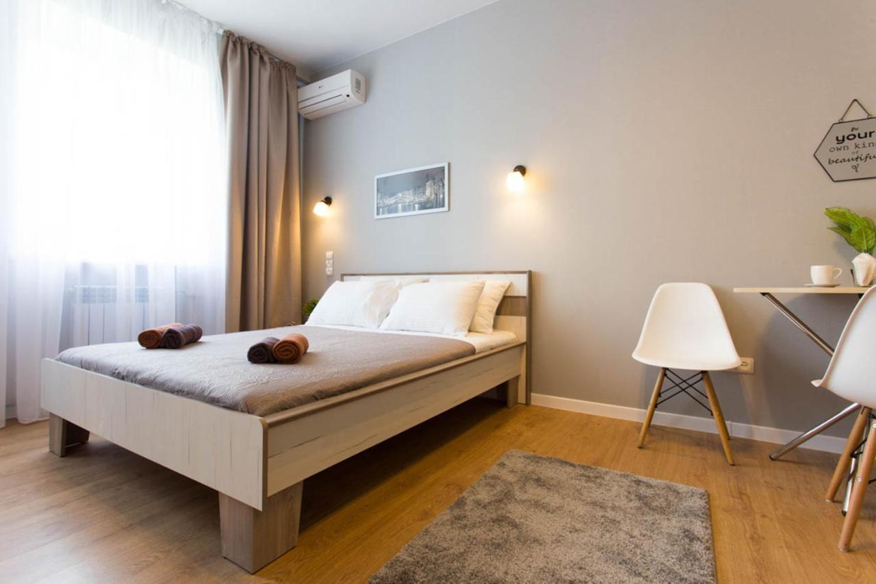 Modern Studio Beside Metro Yaroslava Mudroho, Universytet - Chernyshevska Str 95-7 Jarkov Exterior foto
