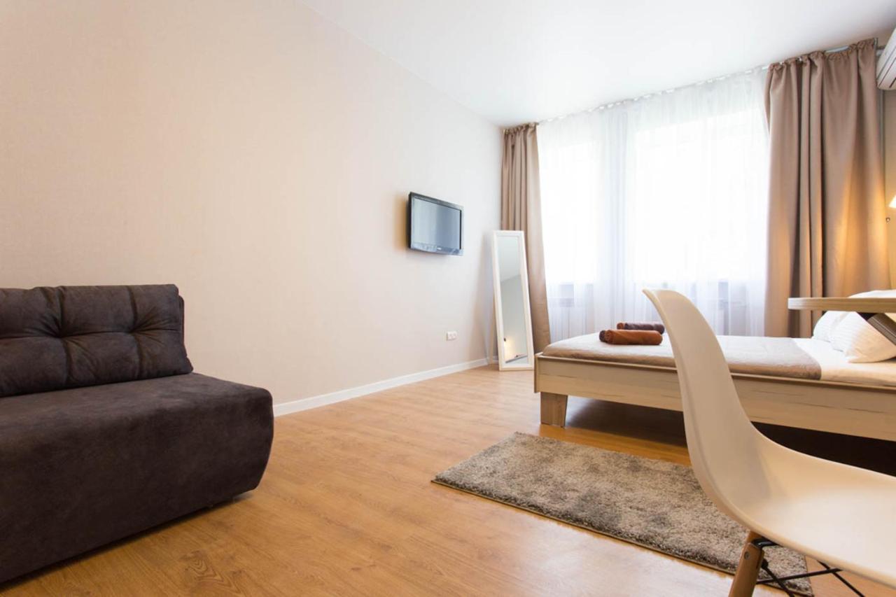 Modern Studio Beside Metro Yaroslava Mudroho, Universytet - Chernyshevska Str 95-7 Jarkov Exterior foto