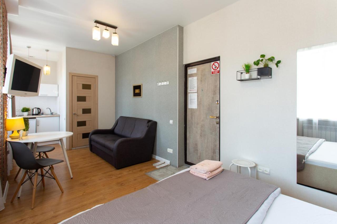 Modern Studio Beside Metro Yaroslava Mudroho, Universytet - Chernyshevska Str 95-7 Jarkov Exterior foto